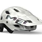 MET Parachute MCR MIPS Helmet